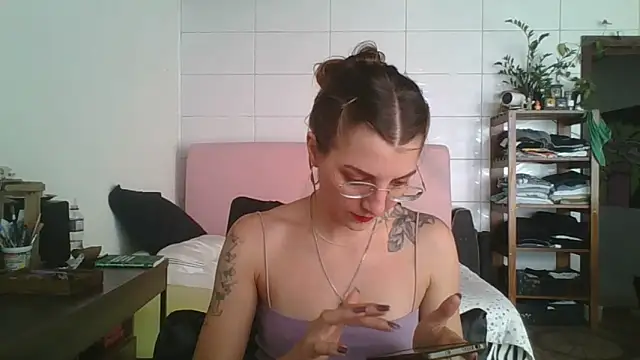 Snapshot of SweetyBabyDemon chatting on October 2025 02:29:02 PM SweetyBabyDemon online show from October 2025 02:29:02 PM