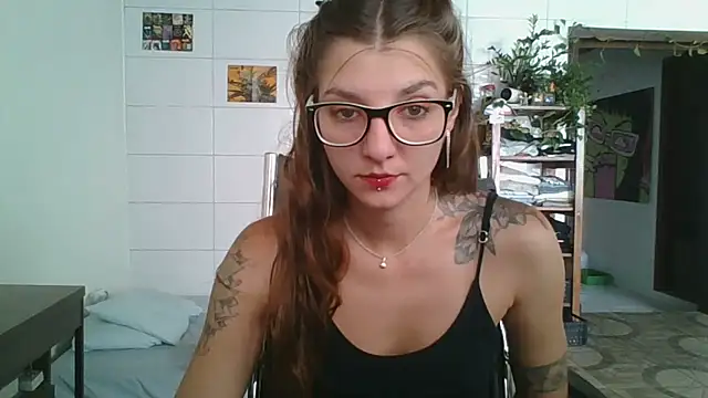 SweetyBabyDemon online show from February 2026 12:51:02 PM