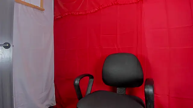 Snapshot of Master_Rimay chatting on December 2024 01:07:02 AM Master Rimay online show from December 2024 01:07:02 AM