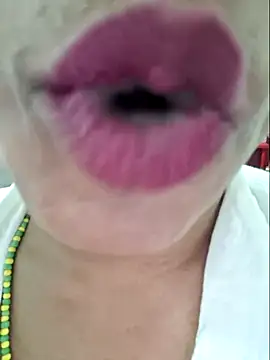 gatadeojosclaros online show from November 2025 11:09:01 PM