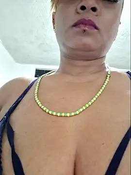 gatadeojosclaros online show from February 2026 02:56:01 AM