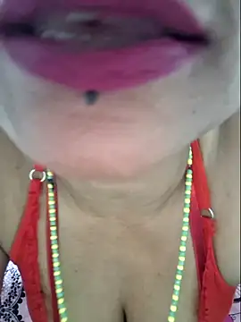 gatadeojosclaros online show from October 2025 03:51:02 AM