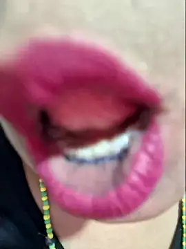 gatadeojosclaros online show from March 2025 04:52:01 AM