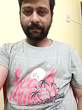 GlassBarge9 online show from October 2025 05:03:01 PM