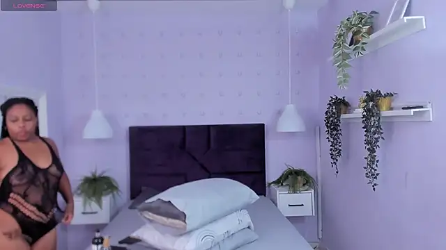BrianaHazel online show from October 2025 01:40:02 AM