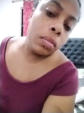 Snapshot of BrianaHazel chatting on June 2026 04:40:02 AM BrianaHazel online show from June 2026 04:40:02 AM