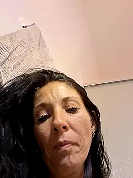 Snapshot of gorgeous11 chatting on November 2025 08:19:01 AM gorgeous11 online show from November 2025 08:19:01 AM