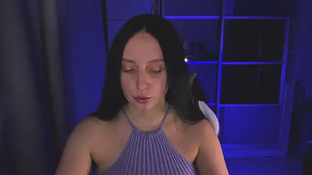 Christy Calypso online show from December 2025 04:50:01 PM