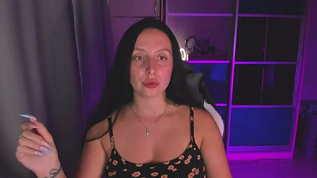 Christy Calypso online show from June 2026 04:07:01 PM