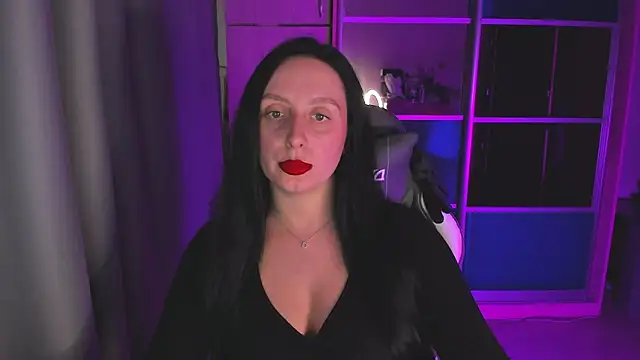 Christy Calypso online show from April 2026 04:30:01 PM