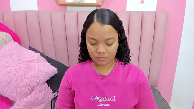 ISABELLA 020 online show from November 2025 01:16:02 PM