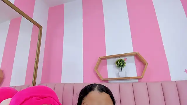 ISABELLA 020 online show from March 2026 11:49:01 AM