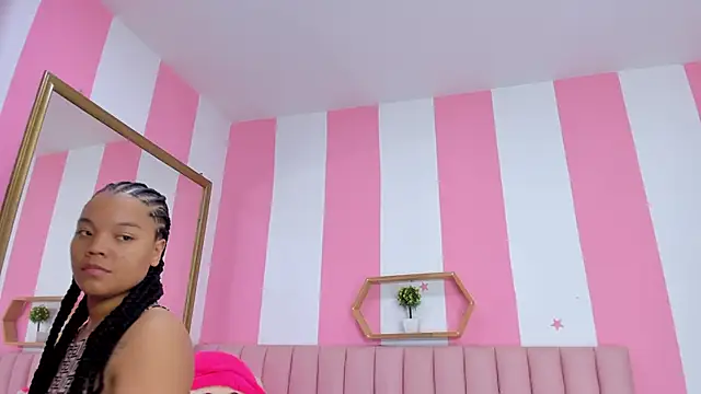 ISABELLA 020 online show from April 2026 12:01:01 PM