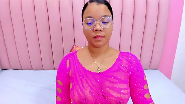 Snapshot of ISABELLA_020 chatting on March 2025 12:19:02 PM ISABELLA 020 online show from March 2025 12:19:02 PM