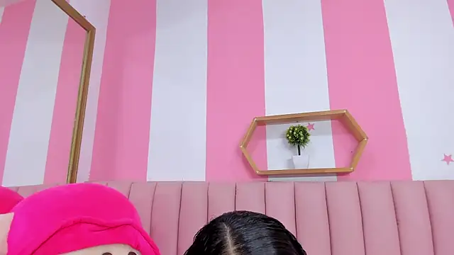 ISABELLA 020 online show from April 2026 06:35:02 PM