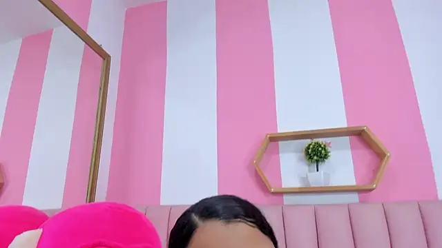 ISABELLA 020 online show from November 2025 02:17:01 PM