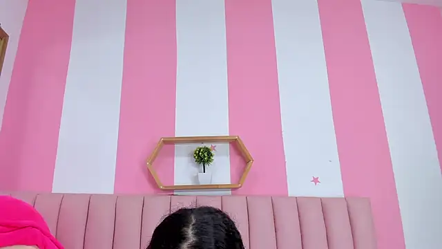 ISABELLA 020 online show from March 2026 12:57:01 PM