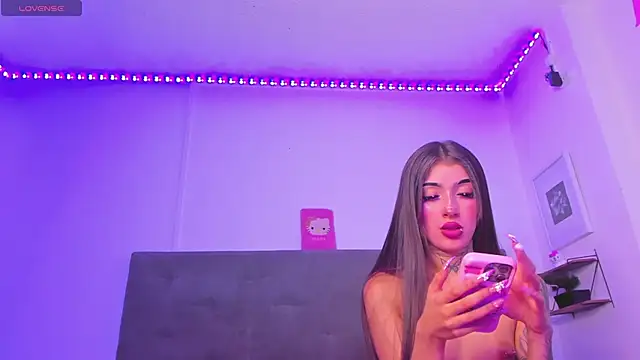 Andrea flow online show from April 2026 10:57:02 PM