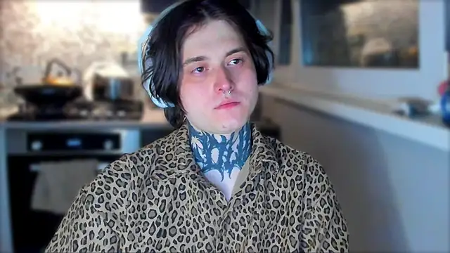  torfin  online show from April 2026 11:02:02 PM