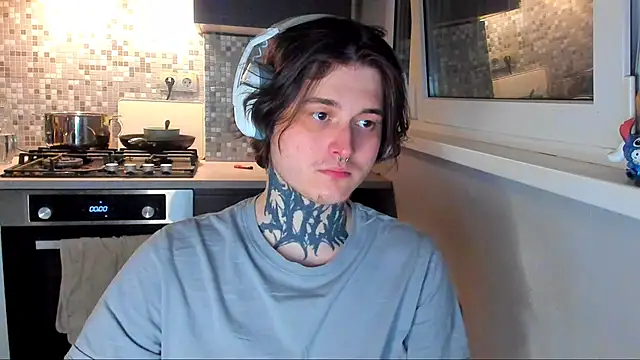  torfin  online show from April 2026 09:27:01 PM