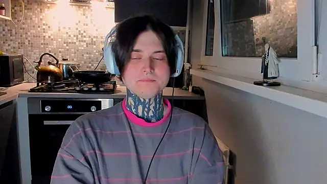  torfin  online show from February 2026 09:59:01 PM