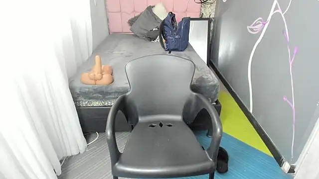EmmaaEvans  online show from January 2025 05:40:02 PM