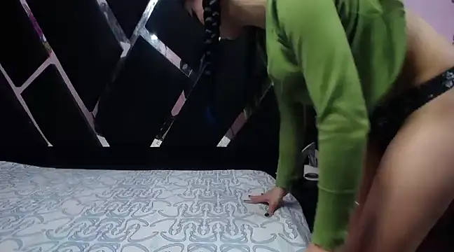 Snapshot of calipso_swet chatting on January 2025 04:25:02 AM calipso swet online show from January 2025 04:25:02 AM