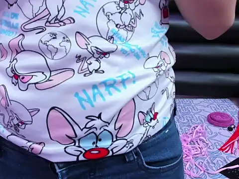 Snapshot of calipso_swet chatting on September 2025 09:32:02 PM calipso swet online show from September 2025 09:32:02 PM