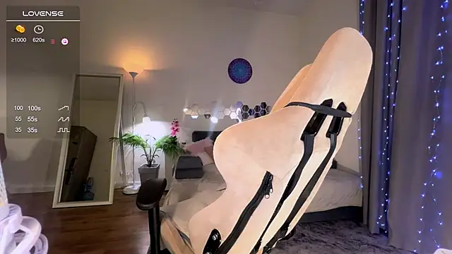  lollypop1  online show from December 2024 08:44:02 PM