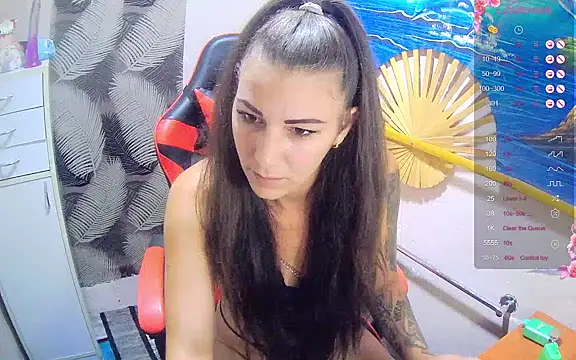 Catbaby32 online show from September 2025 08:31:01 PM