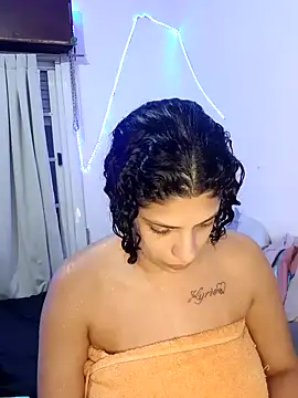 Shura xxxBig online show from November 2025 02:15:01 AM