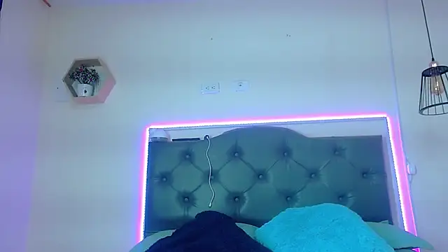 Snapshot of Kim_clark1 chatting on November 2025 08:35:01 PM Kim clark1 online show from November 2025 08:35:01 PM