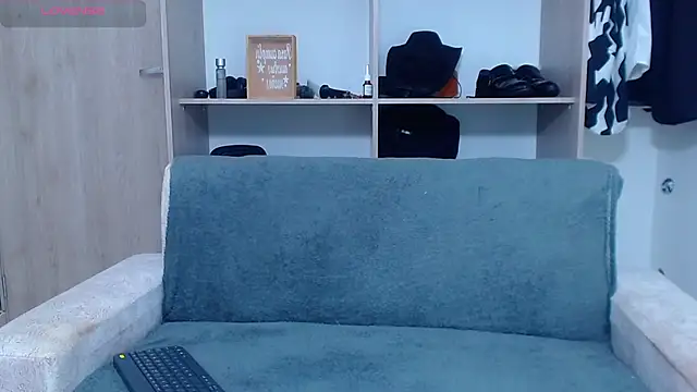 Tristan-bm online show from September 2025 12:44:02 PM