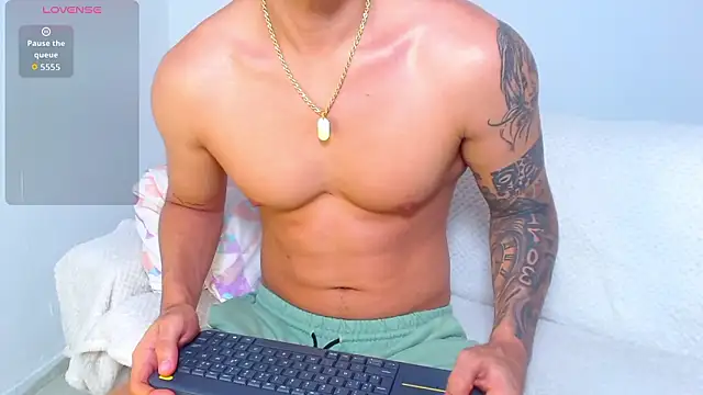 Tristan-bm online show from March 2026 09:24:02 AM