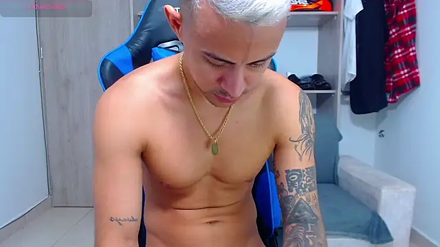 Tristan-bm online show from October 2025 11:22:01 AM