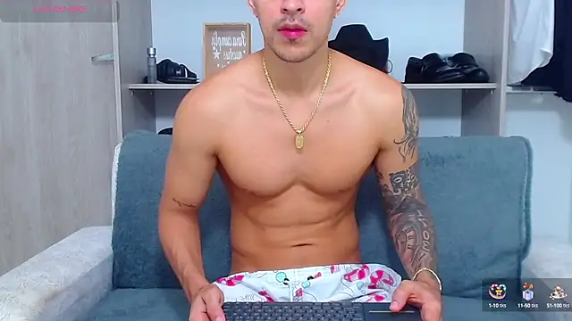Tristan-bm online show from October 2025 12:09:01 PM
