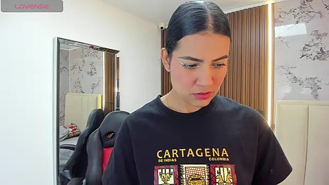 chelsyquinn online show from January 2026 12:37:02 AM