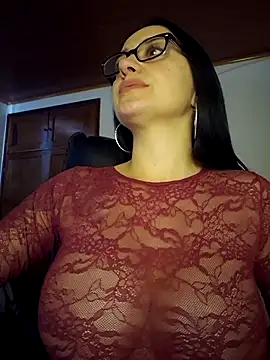 Snapshot of preetypeach chatting on January 2026 09:10:02 PM preetypeach online show from January 2026 09:10:02 PM