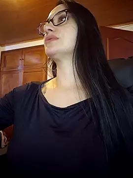 preetypeach online show from October 2025 09:16:01 PM