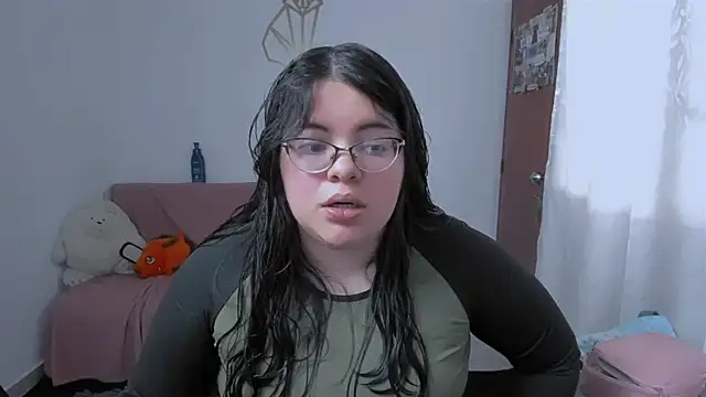 Snapshot of Aria_Fullbuster chatting on December 2025 09:19:02 PM Aria Fullbuster online show from December 2025 09:19:02 PM