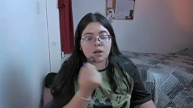 Snapshot of Aria_Fullbuster chatting on October 2025 08:28:01 PM Aria Fullbuster online show from October 2025 08:28:01 PM