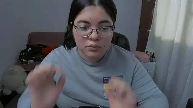 Snapshot of Aria_Fullbuster chatting on November 2025 08:29:01 PM Aria Fullbuster online show from November 2025 08:29:01 PM