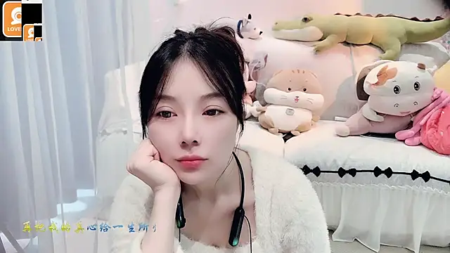 AKiKi711 online show from October 2025 04:43:01 AM