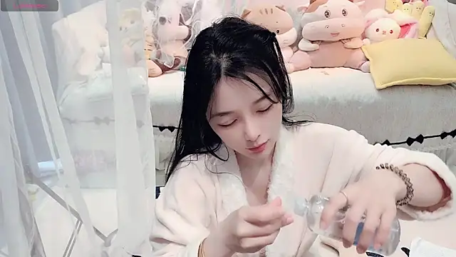 AKiKi711 online show from March 2026 08:47:01 AM