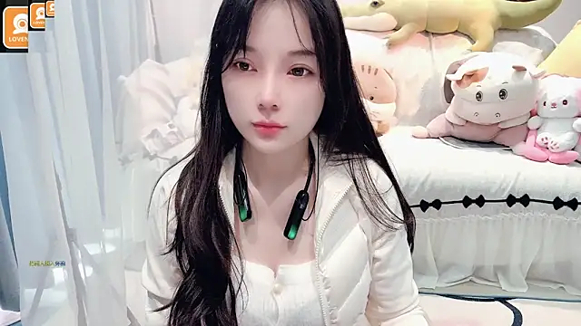 AKiKi711 online show from October 2025 04:33:01 AM