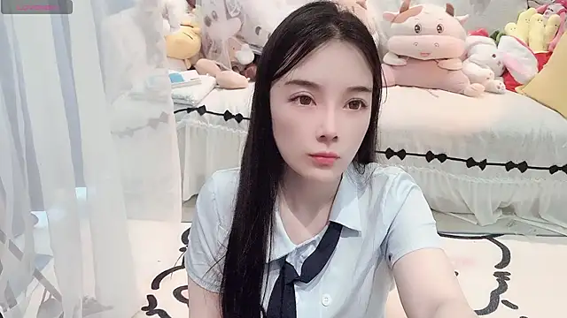 AKiKi711 online show from May 2026 04:28:01 AM