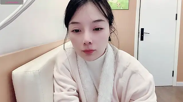 AKiKi711 online show from February 2026 04:12:02 AM