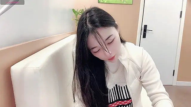 AKiKi711 online show from February 2026 03:00:01 PM