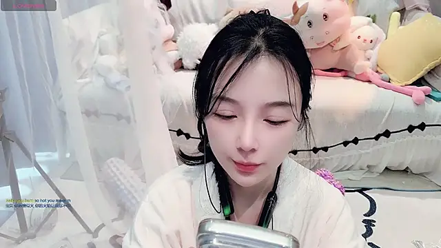 AKiKi711 online show from March 2026 05:02:02 AM