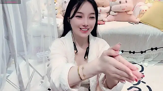 AKiKi711 online show from March 2026 04:53:01 PM